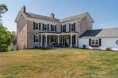 1507 Buck Creek Ln, Springfield, OH, 45502-8800 | Card Image