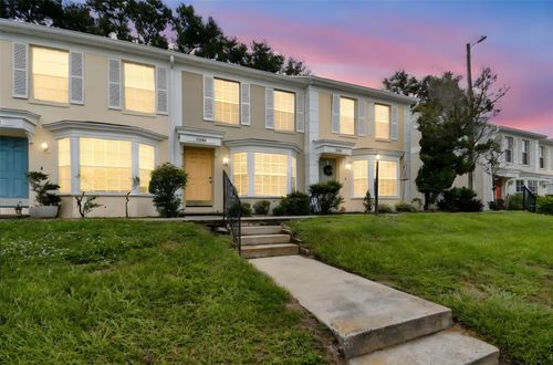 13604 Embassy Park Ct, Dade City, FL, 33525-5231 | Card Image