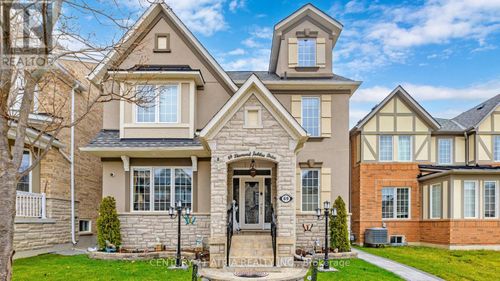 69 Diamond Jubilee Dr, Markham, ON, L6B0Y5 | Card Image