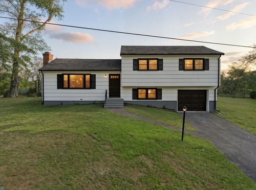 92 Lowery Dr, Southington, CT, 06489-2231 | Card Image