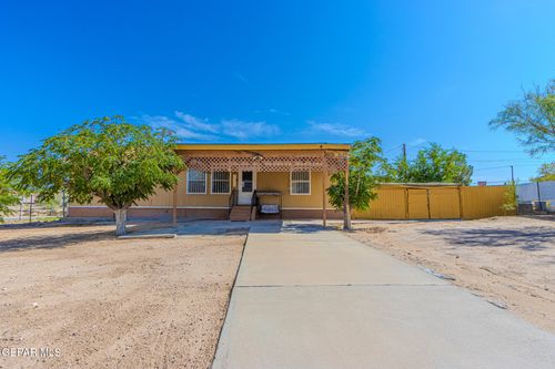 1551 Seminole Dr, El Paso, TX, 79928-6018 | Card Image