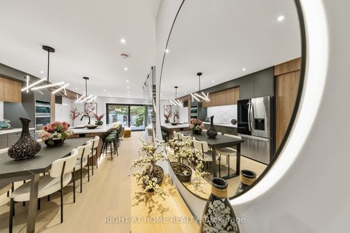 35 Woburn Ave, Toronto, ON, M5M1K5 | Card Image