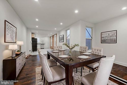 346 E 25th St, BALTIMORE, MD, 21218-5301 | Card Image