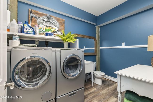 with half bathroom | Image 58