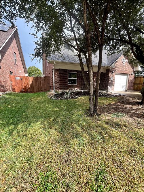 9802 Morrisville Ct, Houston, TX, 77078-2461 | Card Image
