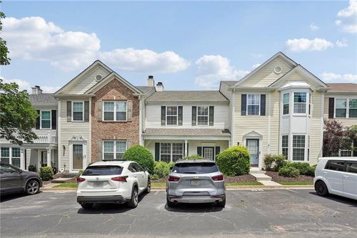 d8-10900 Wittenridge Dr, Alpharetta, GA, 30022-4447 | Card Image