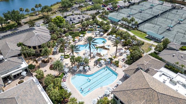 B - 10659 Pelican Preserve Blvd, Condo with 3 bedrooms, 2 bathrooms and null parking in FORT MYERS FL | Image 30