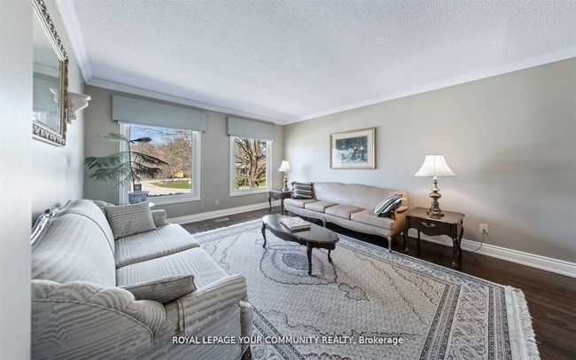 133 Ellis Ave, House other with 6 bedrooms, 4 bathrooms and 9 parking in Nobleton ON | Image 5