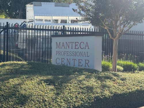 616 Commerce Court, Manteca, CA, 95336 | Card Image