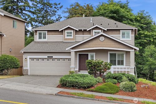 209 140th St Sw, Everett, WA, 98208-6904 | Card Image
