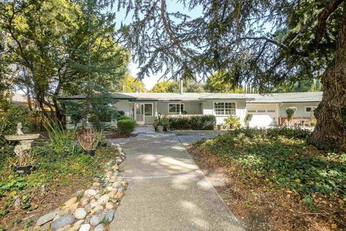 35784 Linda Dr, Fremont, CA, 94536-1527 | Card Image