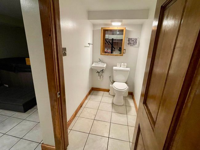 435 Spruce St, House other with 3 bedrooms, 2 bathrooms and null parking in Manchester NH | Image 17