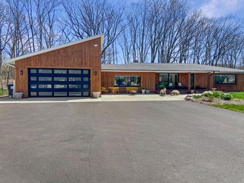 1311 41st Ave, Kenosha, WI, 53144-2984 | Card Image