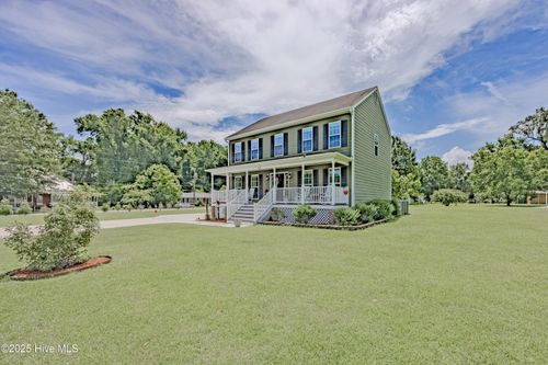 307 W Murray St, Wallace, NC, 28466-2113 | Card Image