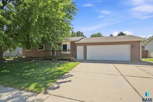 345 E Kevin Dr Drive, Tea, SD, 57064 | Card Image