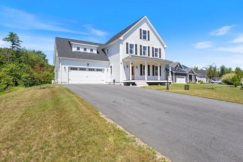 1 Beacon Dr, Brunswick, ME, 04011-3950 | Card Image
