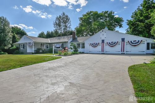 5 Pardun Ave, Milltown, NJ, 08850-1426 | Card Image
