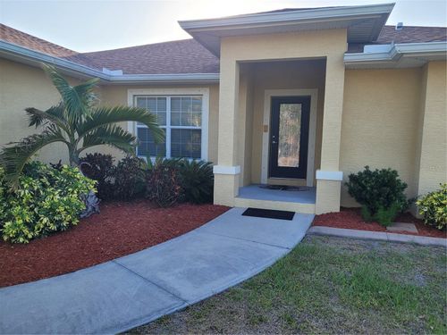 9458 Modesto Cir, PORT CHARLOTTE, FL, 33981-4114 | Card Image