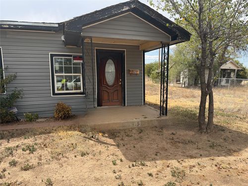 425 N Dwight St, Pampa, TX, 79065-5827 | Card Image