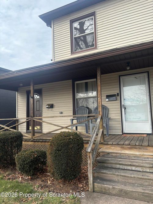 942 Wyoming Ave, Forty Fort, PA, 18704-3968 | Card Image