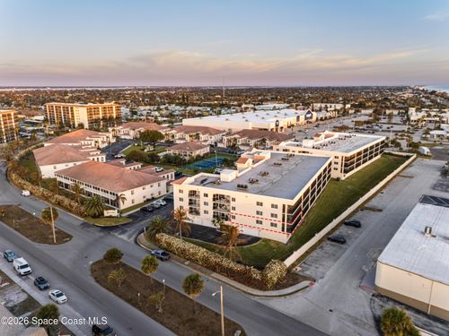 107-121 Lancha Cir, Satellite Beach, FL, 32937-2606 | Card Image