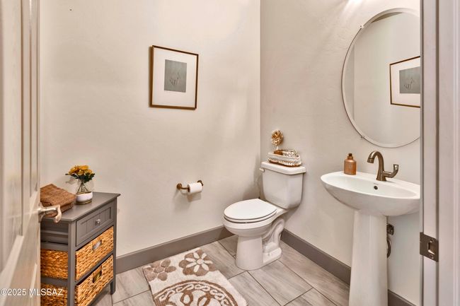 Powder Bath | Image 25