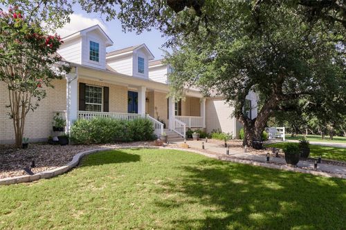 914 Ranchers Club Ln, Driftwood, TX, 78619-4512 | Card Image