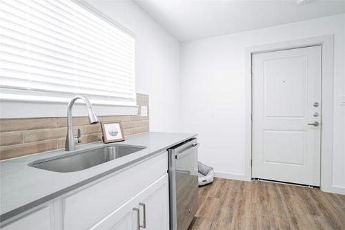 apt-205-125 E 8th St, Dallas, TX, 75203-5211 | Card Image