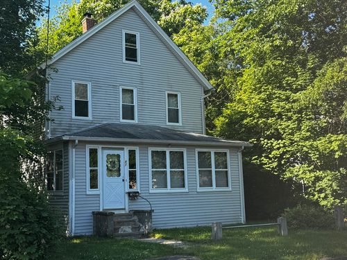 47 Ward Street, Chicopee, MA, 01020 | Card Image