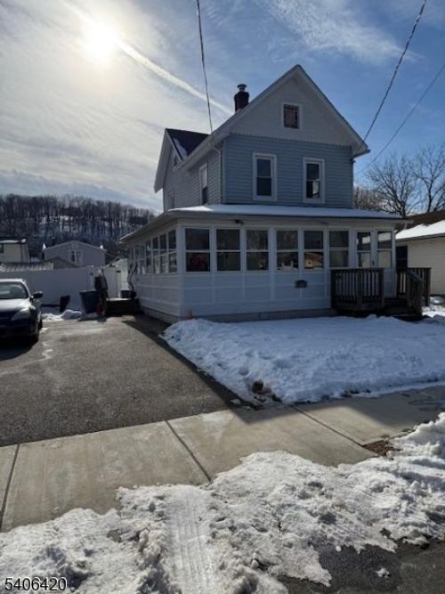 13 Orchard St, Bloomingdale, NJ, 07403-1708 | Card Image