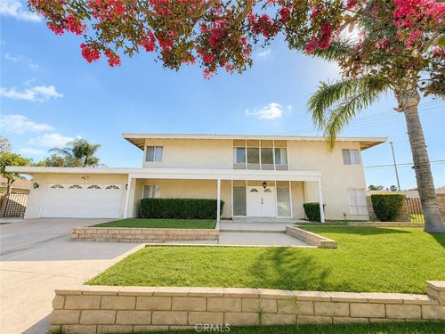 10661 Coraline Pl, Chatsworth, CA, 91311-2508 | Card Image