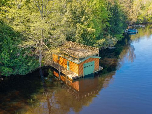 5 Howland Rd, Cranberry Lake, NY, 12927-7722 | Card Image