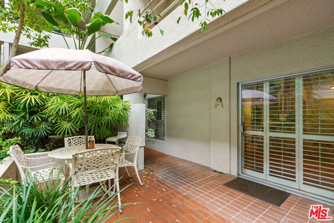 Large Private Patio | Image 7