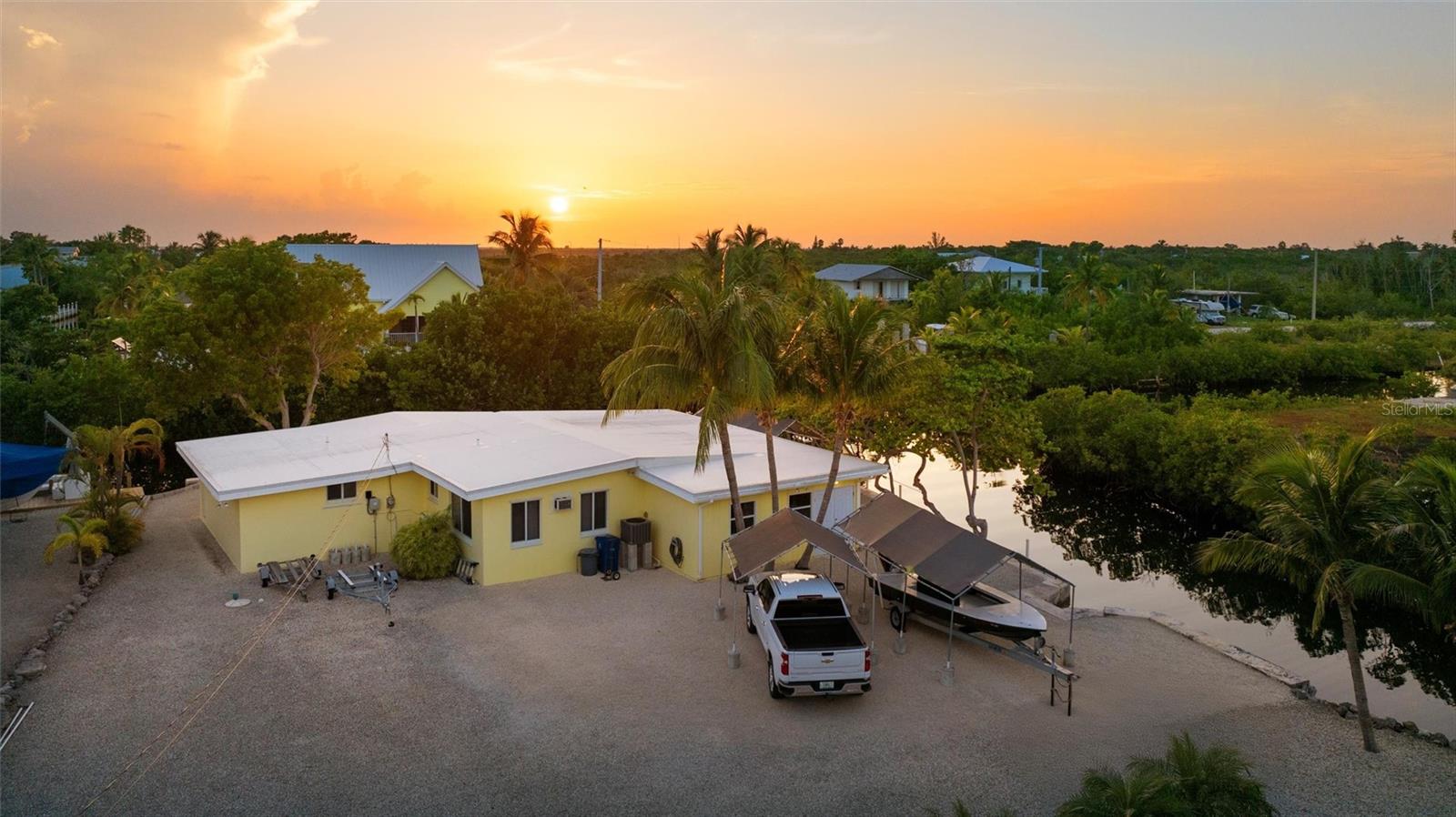 Barry Ave, Little Torch Key, FL 33042