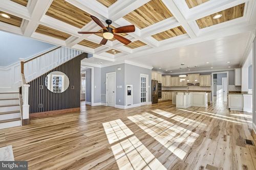 13826 Estate Manor Dr, GAINESVILLE, VA, 20155-5955 | Card Image