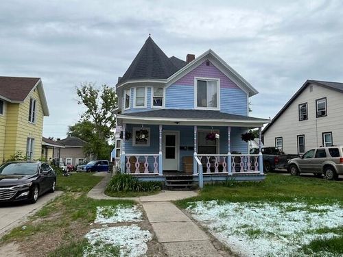 426 S Chestnut St, Reed City, MI, 49677-1210 | Card Image