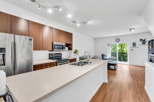 19-19572 Fraser Way, Pitt Meadows, BC, V3Y0A9 | Card Image