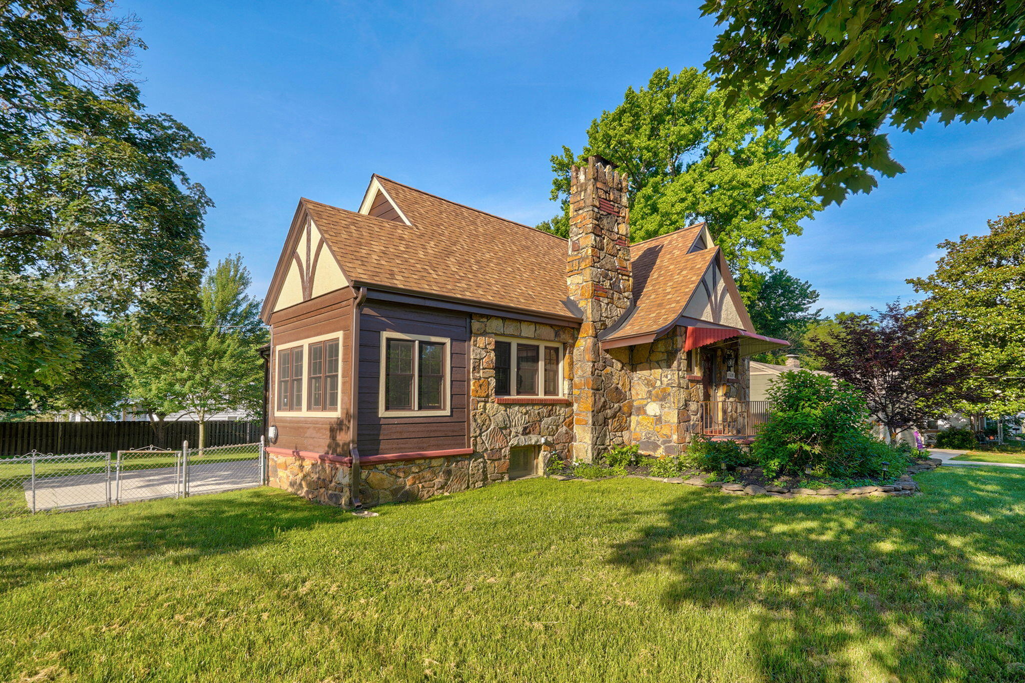 Residential in Springfield 3