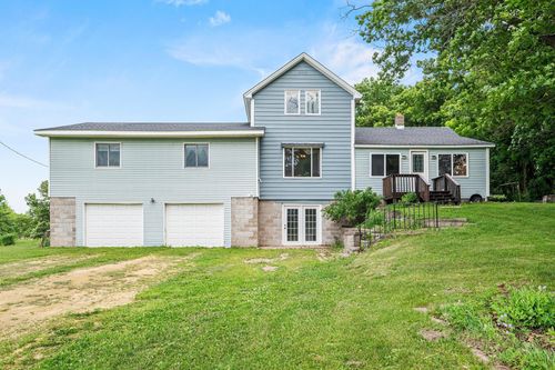 3070 County Rd E, Glenwood City, WI, 54013-3724 | Card Image