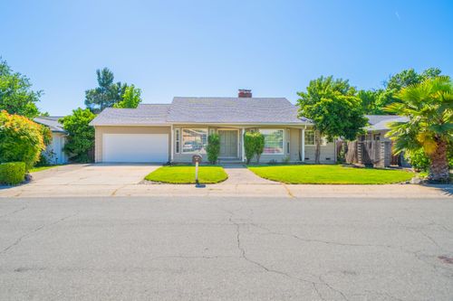 4065 Meander Dr, Redding, CA, 96001-2949 | Card Image