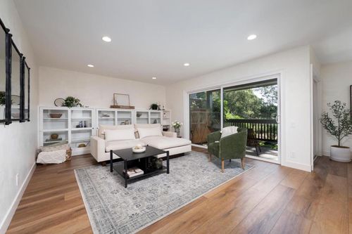 2-3323 La Mesa Dr, San Carlos, CA, 94070 | Card Image