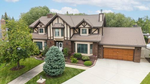 107 Allison Cres, Red Deer, AB, T4R2G9 | Card Image