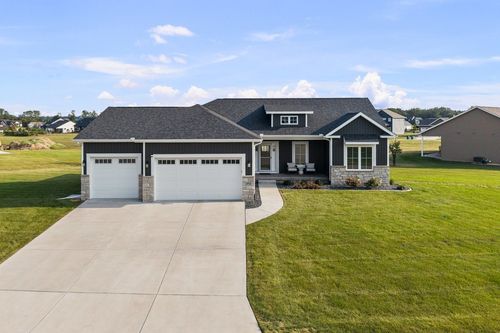 493 Mason Dr, Riverdale, IA, 52722-3560 | Card Image