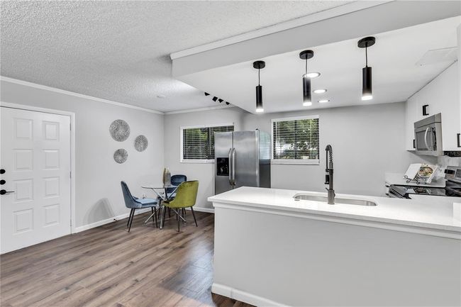 101 - 2301 Oak Park Way, Condo with 2 bedrooms, 2 bathrooms and null parking in ORLANDO FL | Image 8