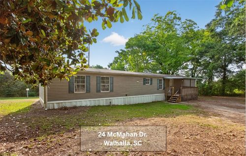 24 Mcmahan Dr, Walhalla, SC, 29691-2351 | Card Image