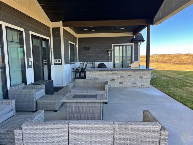 Country living at its finest | Image 19