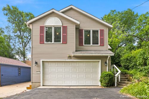 736 Halena St Ne, Grand Rapids, MI, 49505-4233 | Card Image