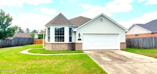 201 April Ln, Ocean Springs, MS, 39564-5707 | Card Image