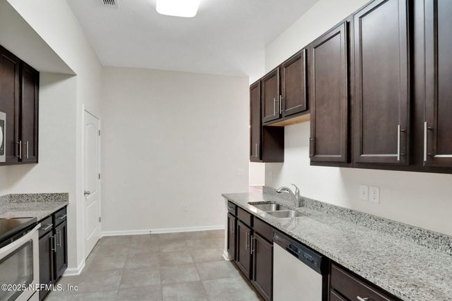 101 - 130 Burnett Ct, Condo with 3 bedrooms, 2 bathrooms and null parking in ST JOHNS FL | Image 12