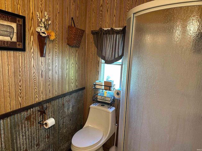 6577 S Fowler Rd, House other with 3 bedrooms, 2 bathrooms and null parking in Bloomfield IN | Image 13